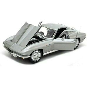 Maisto Special Edition 1965 Chevrolet “ Corvette “ 1:18 Die-Cast Car